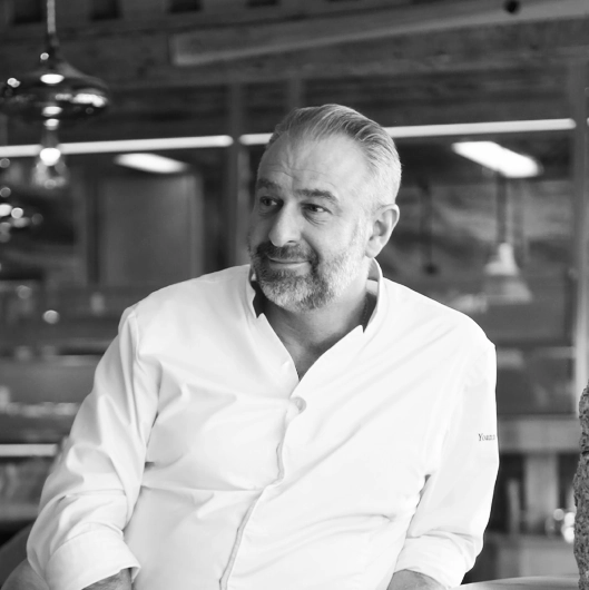 Yoann Conte, chef du restaurant étoilé La Maison Bleue en Savoie
